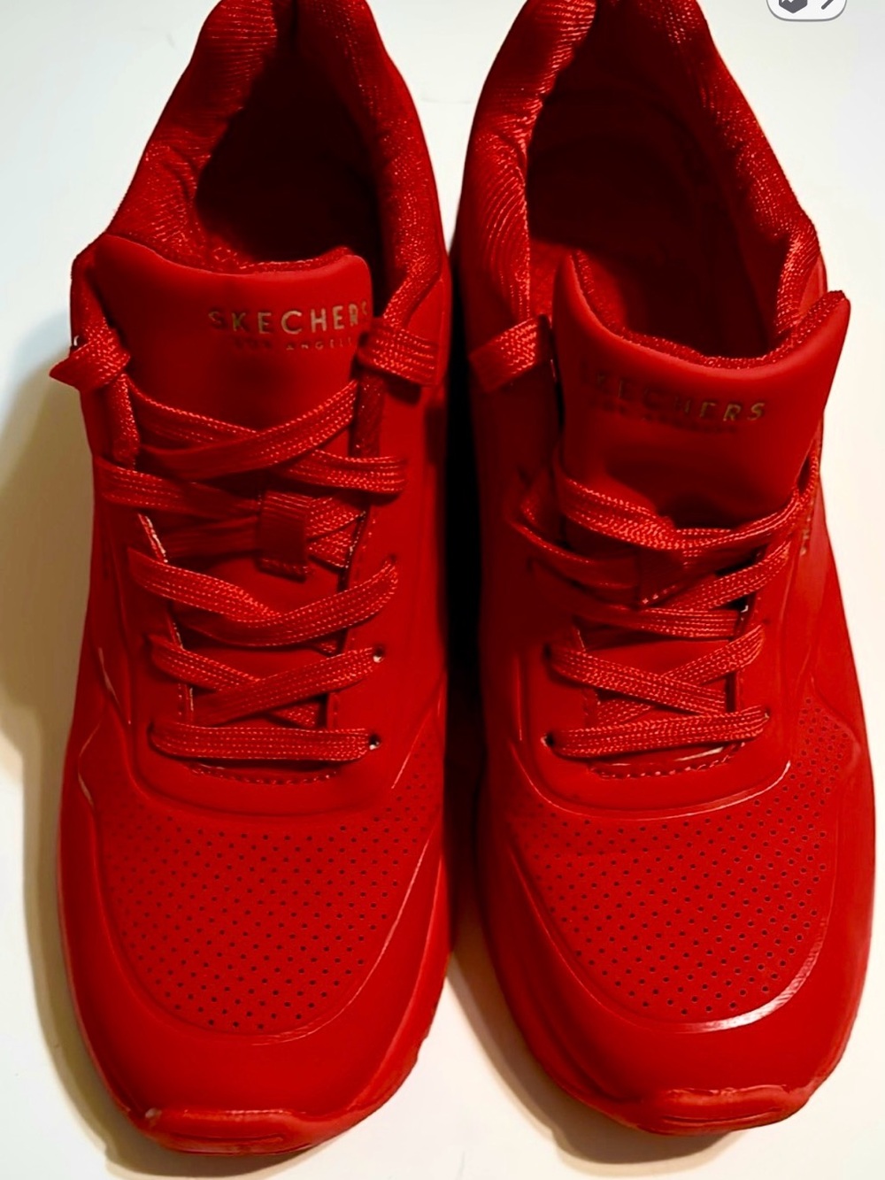 Skechers Vibrant Red Lace-Up Athletic Sneakers. Unisex